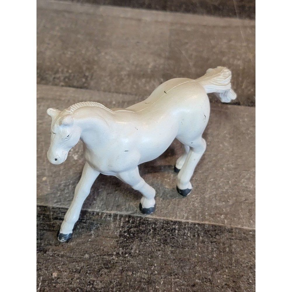 Funrise 1988 white pony horse toy figure‎